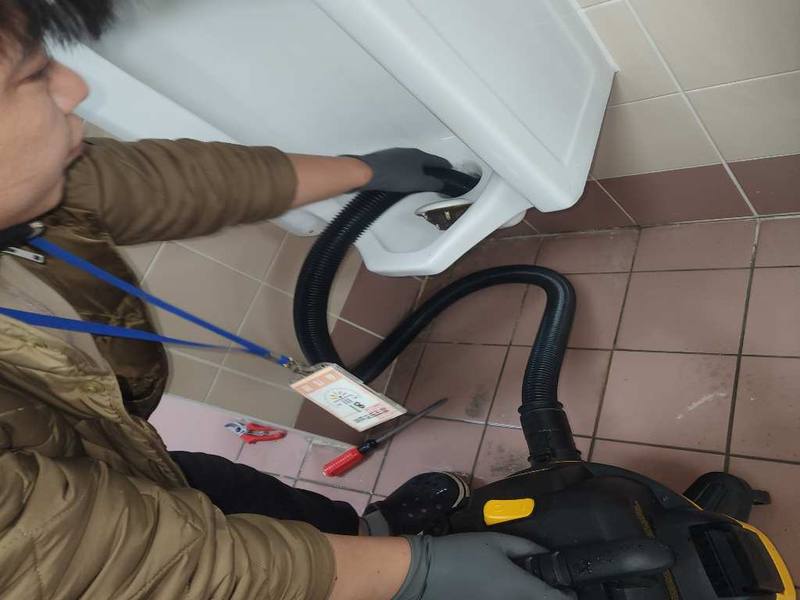 마곡 소변기막힘 작업사례 8